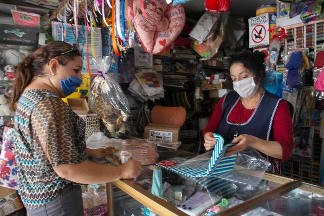 Bajas ventas. Papelerías luchan por sobrevivir 