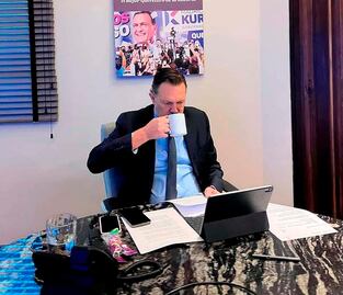 Dan de alta a gobernador de Querétaro tras padecer Covid-19