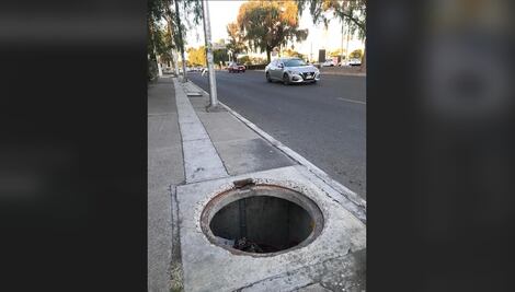 Reportan daños en 155 coladeras y rejillas en la capital 