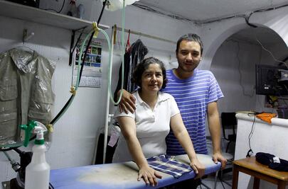 Nuevo ritmo de vida atrae más clientes a la lavandería