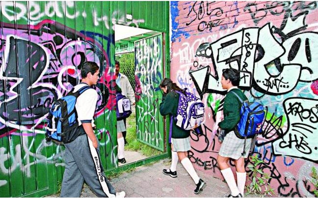 SEP defiende libro con contenido sobre homosexualidad y educación sexual