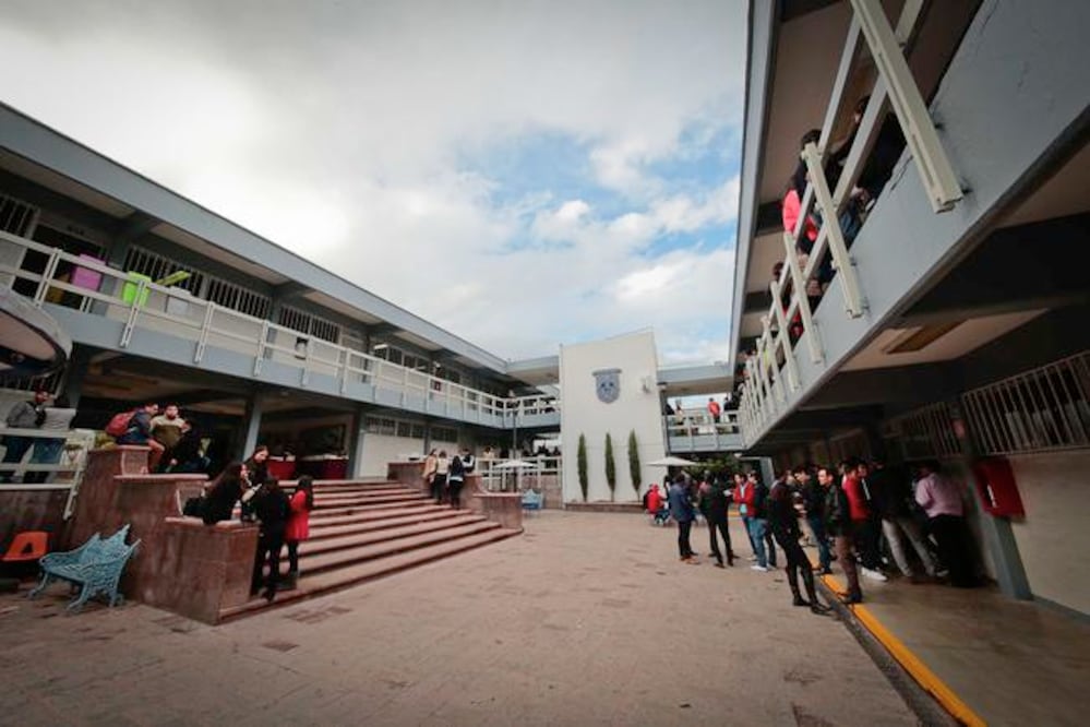 El rector aseguró que aunque la resolución de la autoridad laboral sea la devolución de 2.5 millones de pesos a 10 ex empleados de la institución (VICTOR PICHARDO. EL UNIVERSAL)