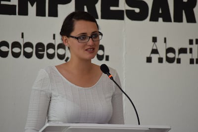 Premian labor de artesanos en Pedro Escobedo