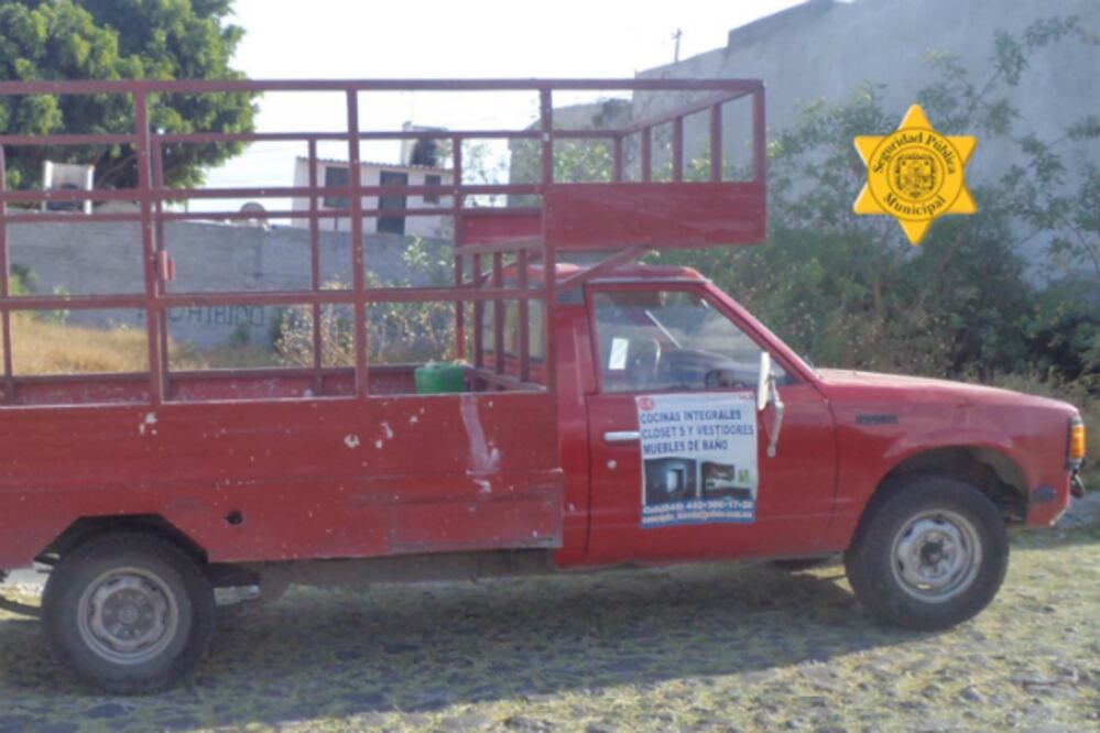 Detienen a hombre por robo de vehículo