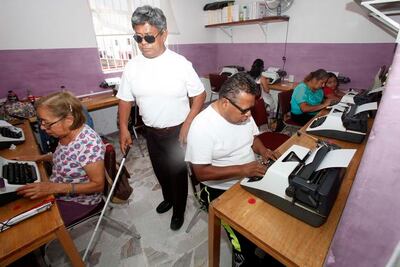 “Dar clases a ciegos es un reto mayor” 