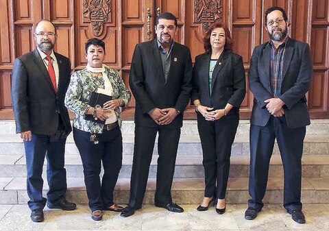 Realizan congreso de arte