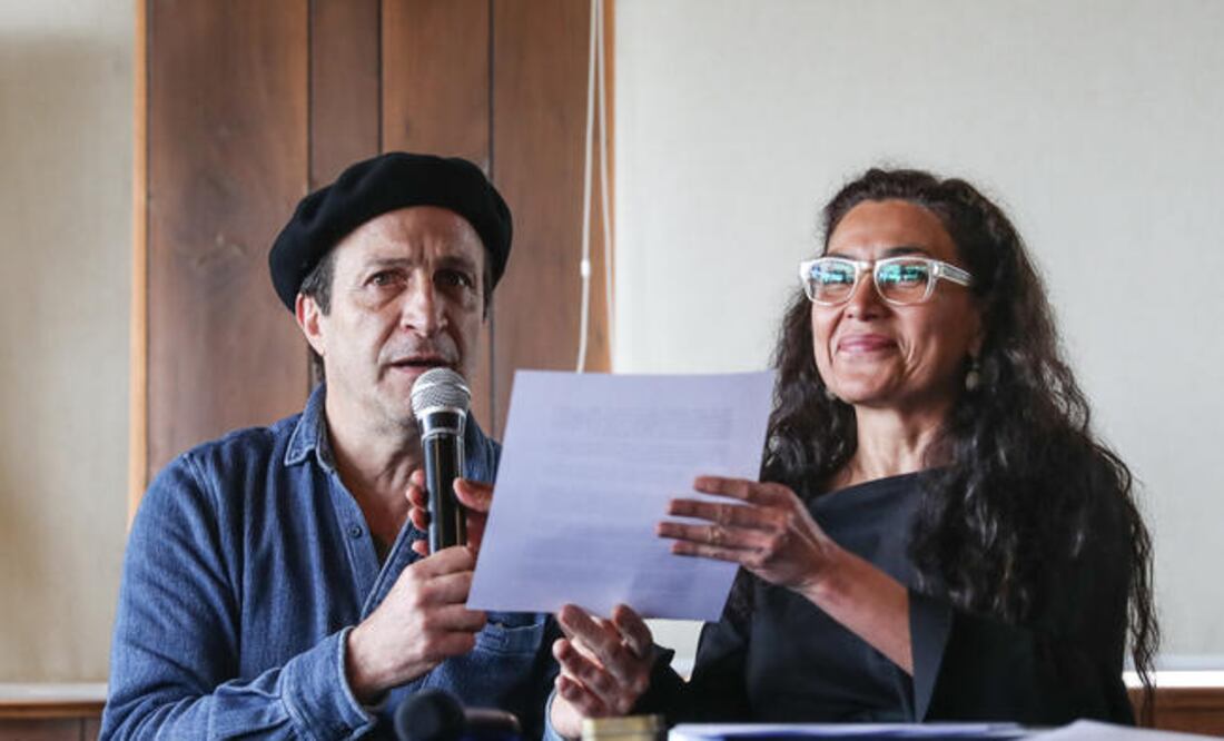 Daniel Giménez Cacho y Dolores Heredia leyeron el documento (GERMÁN ESPINOSA. EL UNIVERSAL)