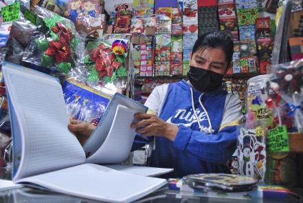 Papelerías, enfrentan con la Navidad la crisis que trajo el Covid-19 en Querétaro 