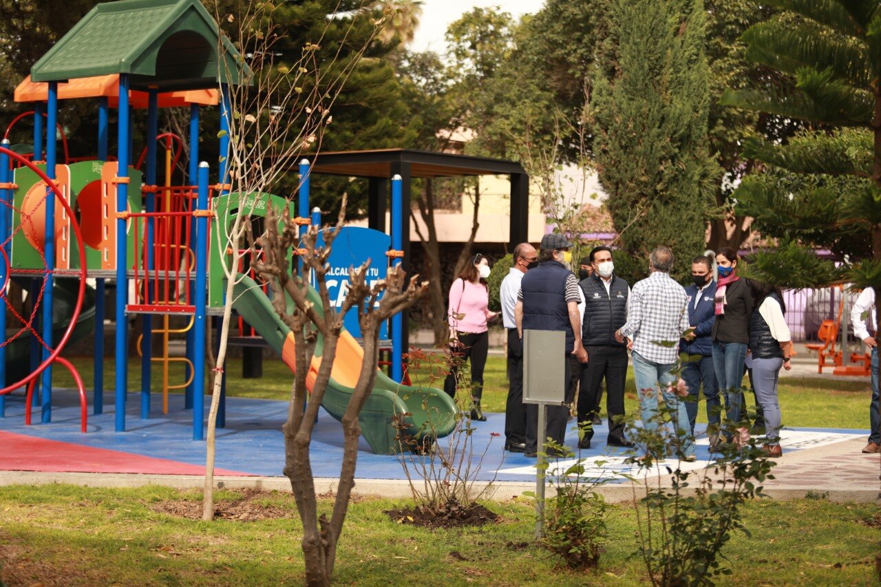 ¿Ya arreglaron el parque de tu colonia? Ya dieron "manitas de gato" a 25