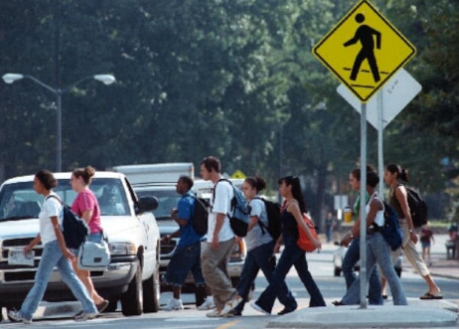 Morena presentó una iniciativa para crear la Ley de Movilidad y Seguridad Vial en Querétaro. Foto: Archivo El Universal