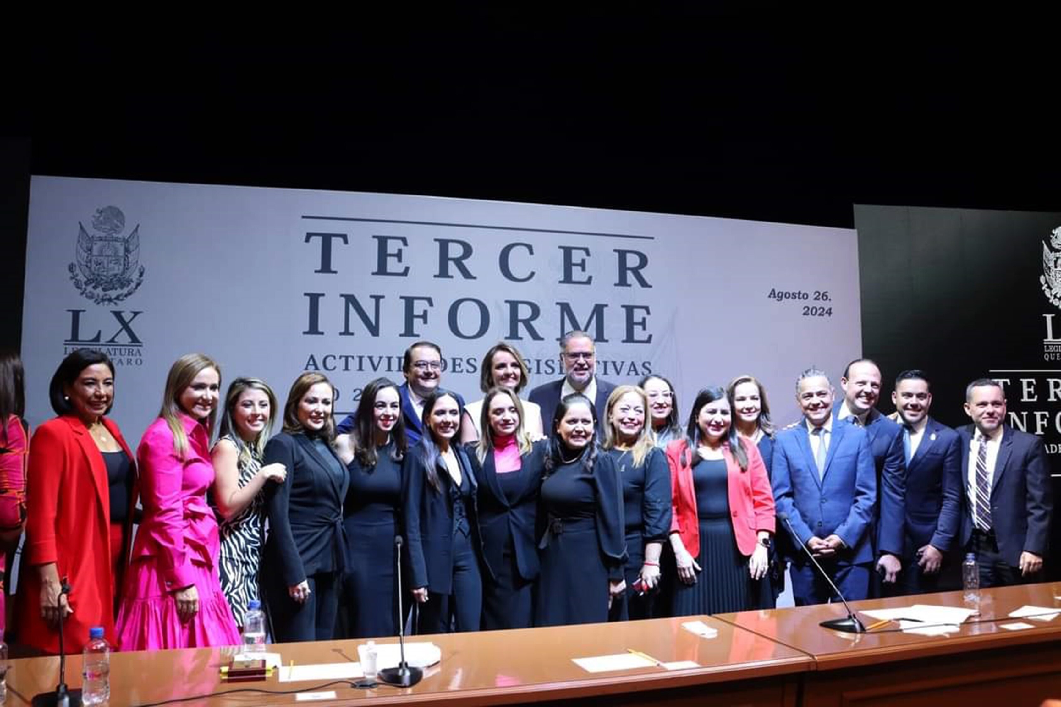 Legisladores locales presentan su último informe