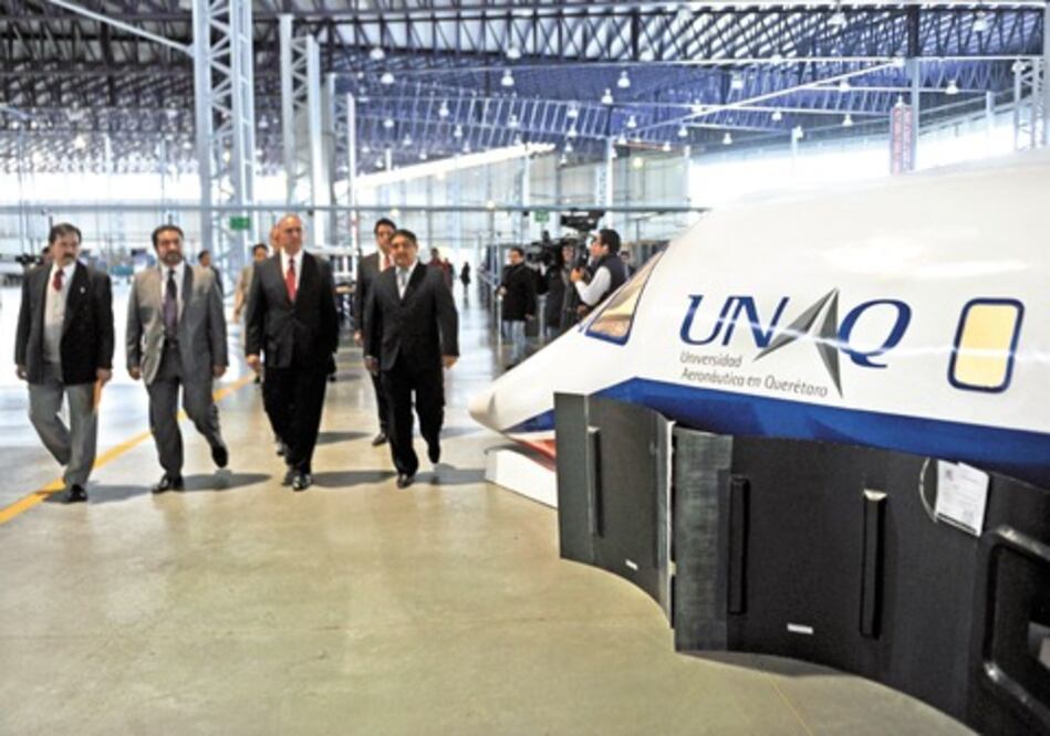 Celebran quinto aniversario de UNAQ