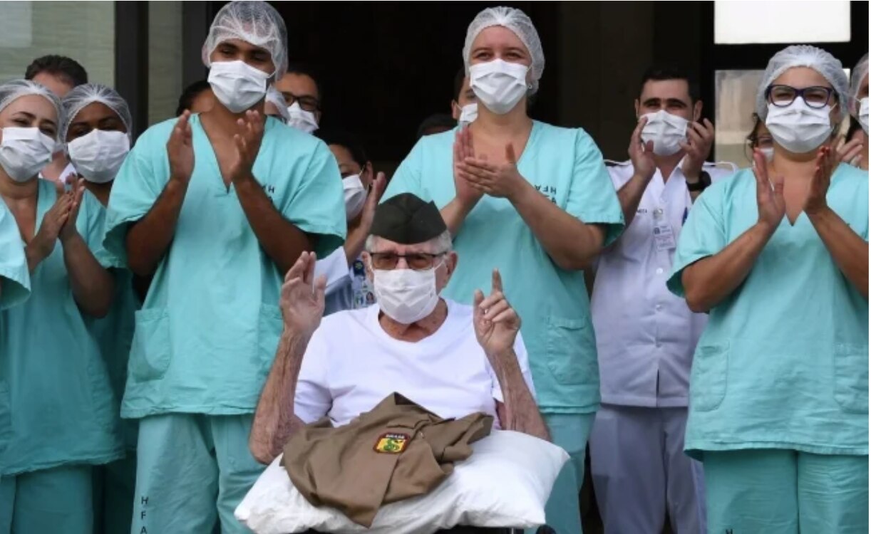 Militar de 99 años se cura del coronavirus en Brasil