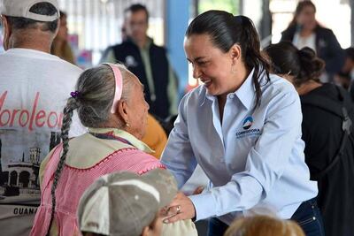 DIF de Corregidora entrega despensas a mil 200 familias 