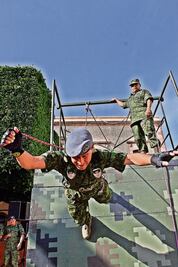 Instalan expo de Ejército y de Marina en la capital