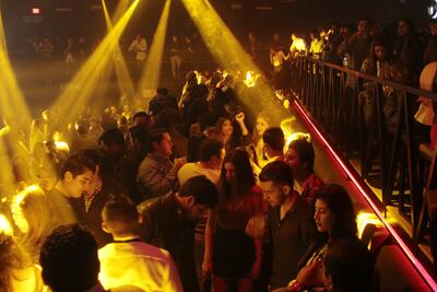 Antros pedirán cartilla de vacunación Covid-19 en Querétaro