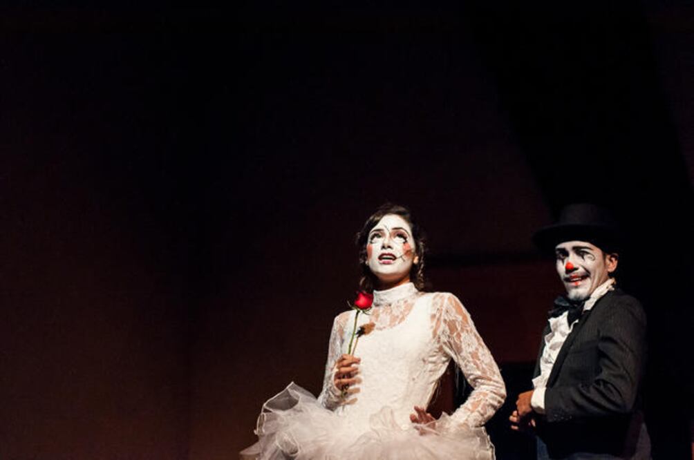 La obra multidisciplinaria con influencias del expresionismo alemán hace un tributo a los grandes compositores mexicanos con piezas inolvidables, que aunque pasen los años siguen vigentes. FOTO: FOTOS. RICARDO LUGO. EL UNIVERSAL