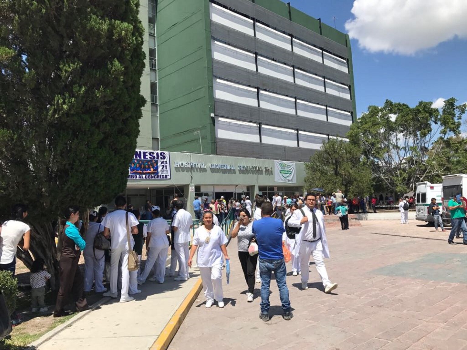 Desalojan 36 inmuebles en Querétaro