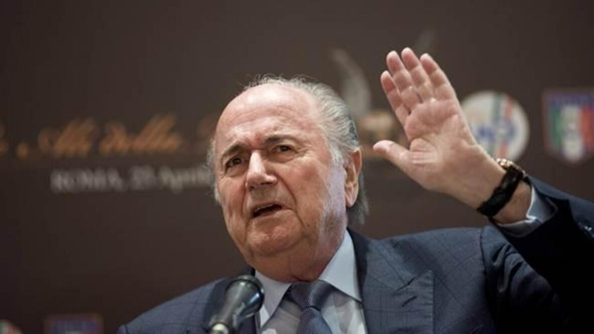 Mundial de Qatar, en verano: Blatter