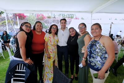 Felifer Macías encabeza el tradicional festejo con motivo del Día de las Madres en Querétaro