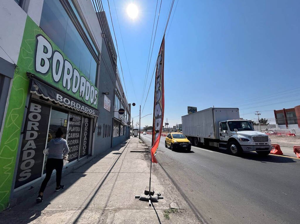 Gobierno estatal no contempla apoyos a comercios en 5 de Febrero