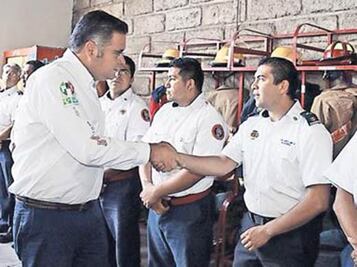 “Vamos por la quinta estación de bomberos”