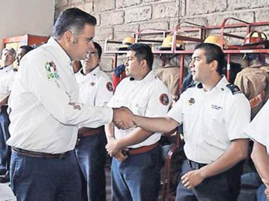 “Vamos por la quinta estación de bomberos”