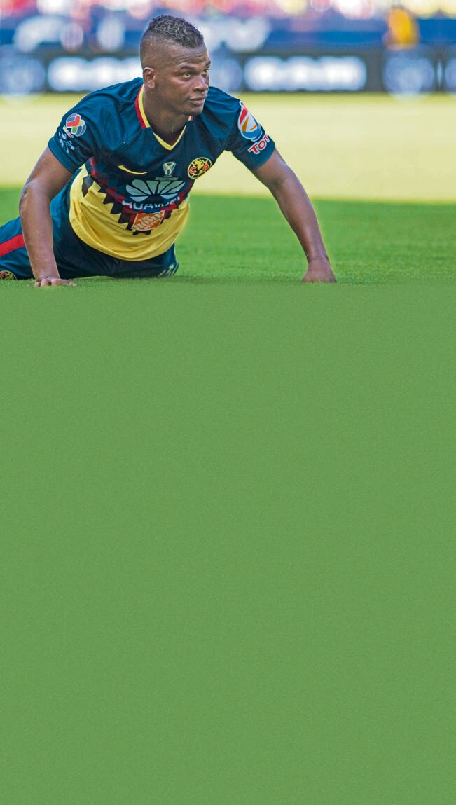 Darwin Quintero no pudo desequilibrar a la defensiva rival (IMAGO7)