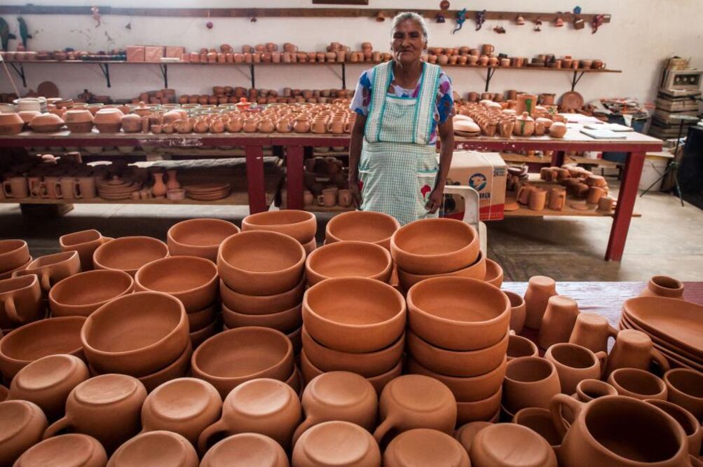 El lugar fue creado hace 17 años por mujeres de la Sierra Gorda, quienes aprendieron a elaborar figuras de barro desde pequeñas; el negocio les permite tener más ingresos económicos