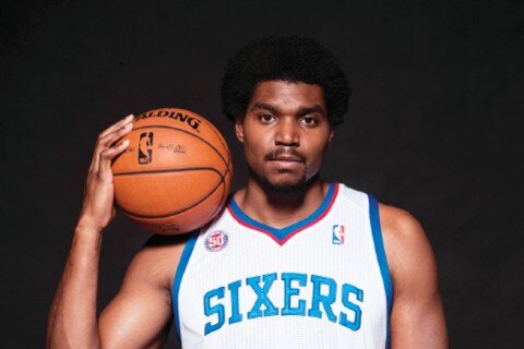 Bynum firma con los Cavaliers