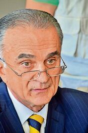 Incrementan salario en  área de seguridad