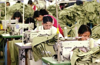 Contrabando de ropa daña a sector   