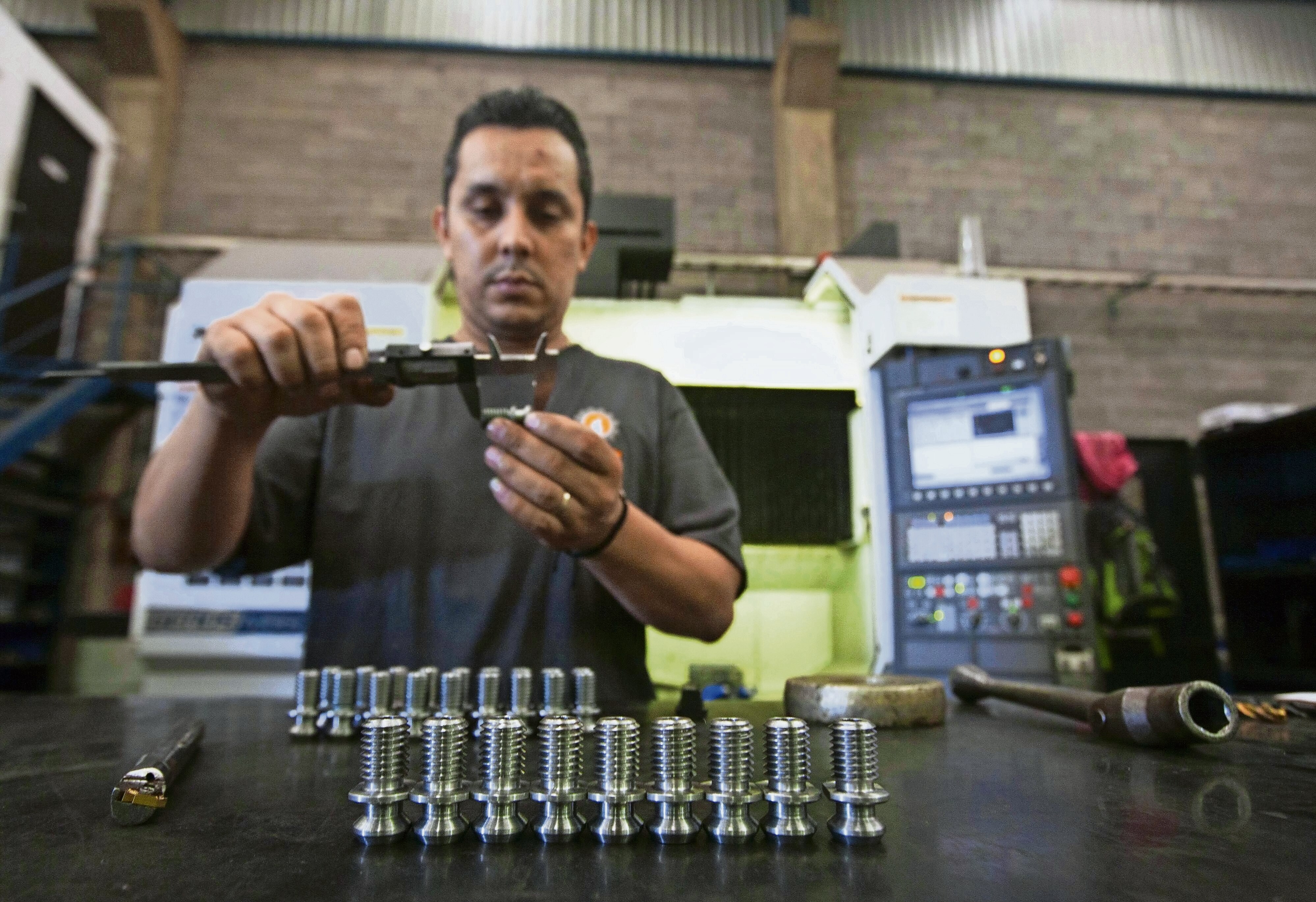 Crece 4.9% la actividad industrial del estado