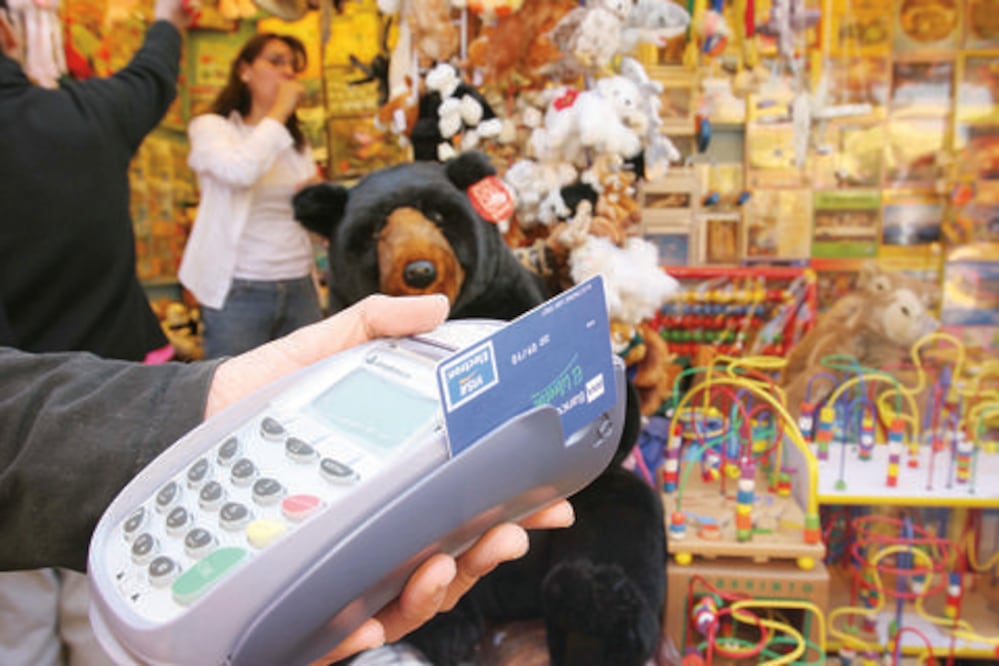 Alerta Condusef de altos intereses 