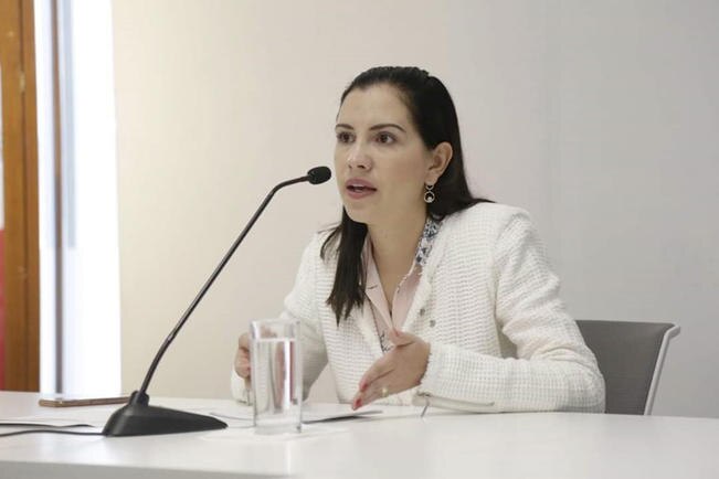 Elsa Méndez pide aclarar prerrogativas de diputados