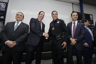 Galardonan a Ernesto Perrusquía como el Policía del Año 2019