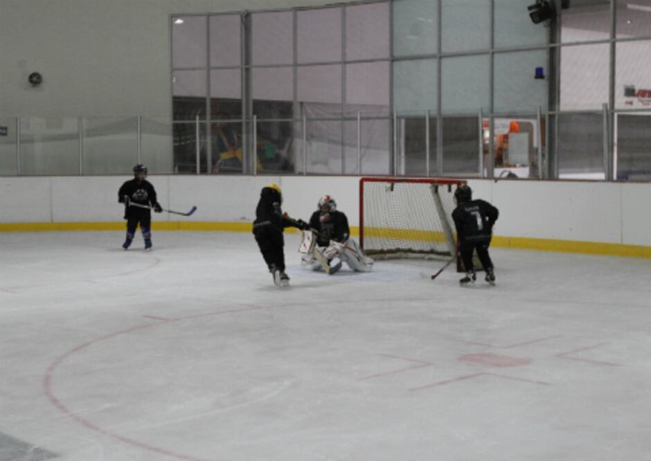 El Equipo Negro, campeón de hockey