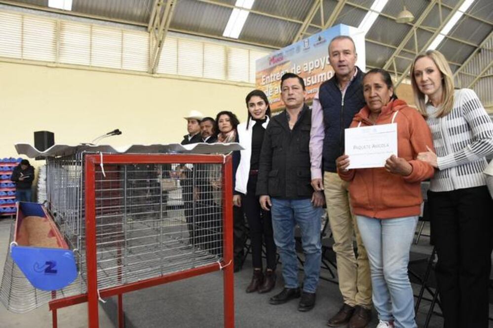 El alcalde mencionó que buscan impulsar la producción familiar para que cuenten con productos de autoconsumo (ESPECIAL)