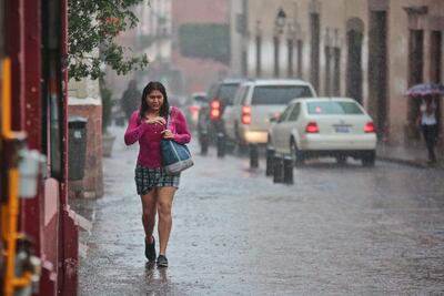 Prevén lluvias con chubascos durante el fin de semana