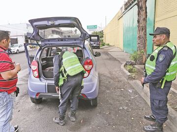 Operativos, poco efectivos y muy ruidosos: Ricardo Monreal