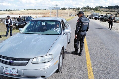 Crecen retenes de seguridad