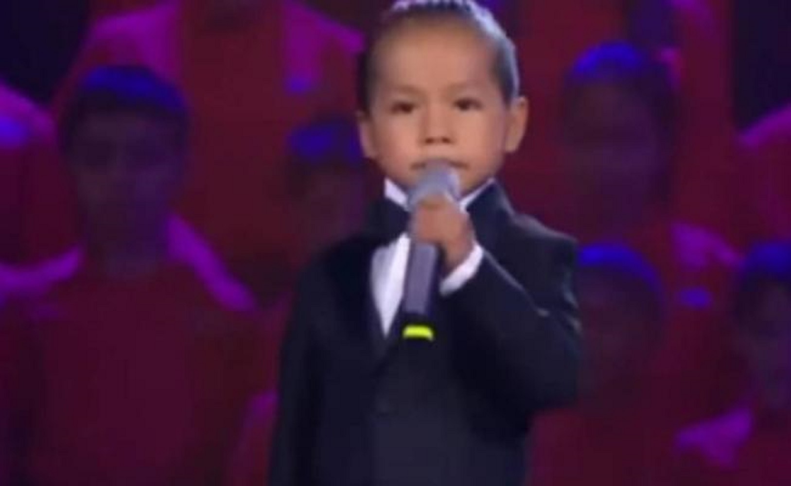 Antes de "Movimiento naranja", Yuawi cantaba "Let it Be"