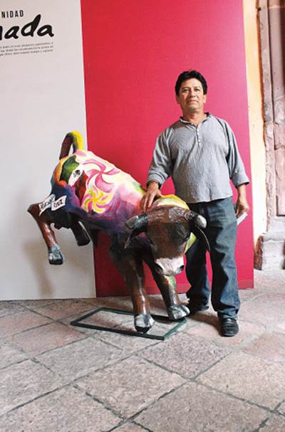 Toritos llenos de arte en exposición