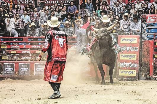 Final de Cuernos Chuecos