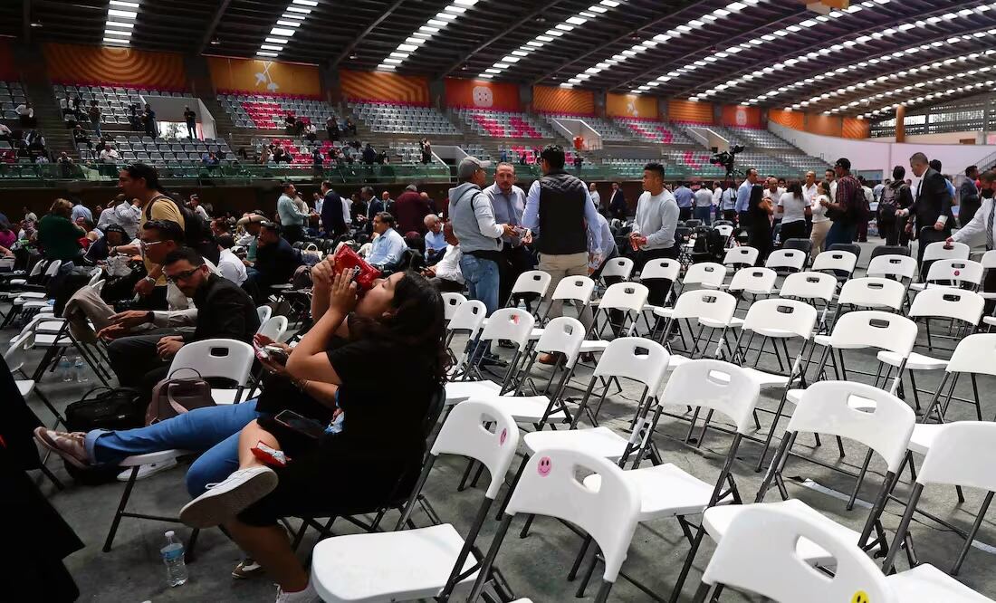 Varios diputados fueron suplantados durante la discusión del dictamen el martes, denunció MC. Foto: de Diego Simón. El Universal