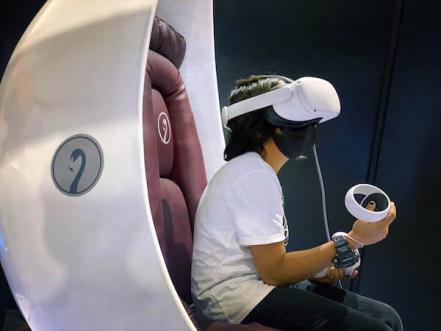 Creativos desarrollan proyectos para coexistir con súper inteligencias artificiales, en Querétaro  