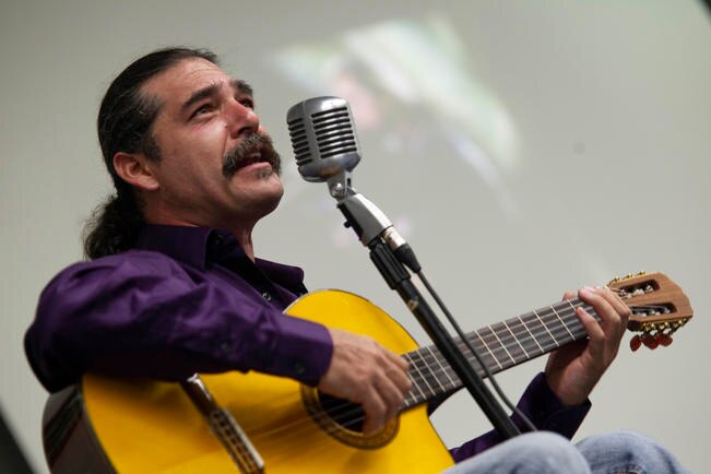 La UAQ reconoce a Juan Carreón