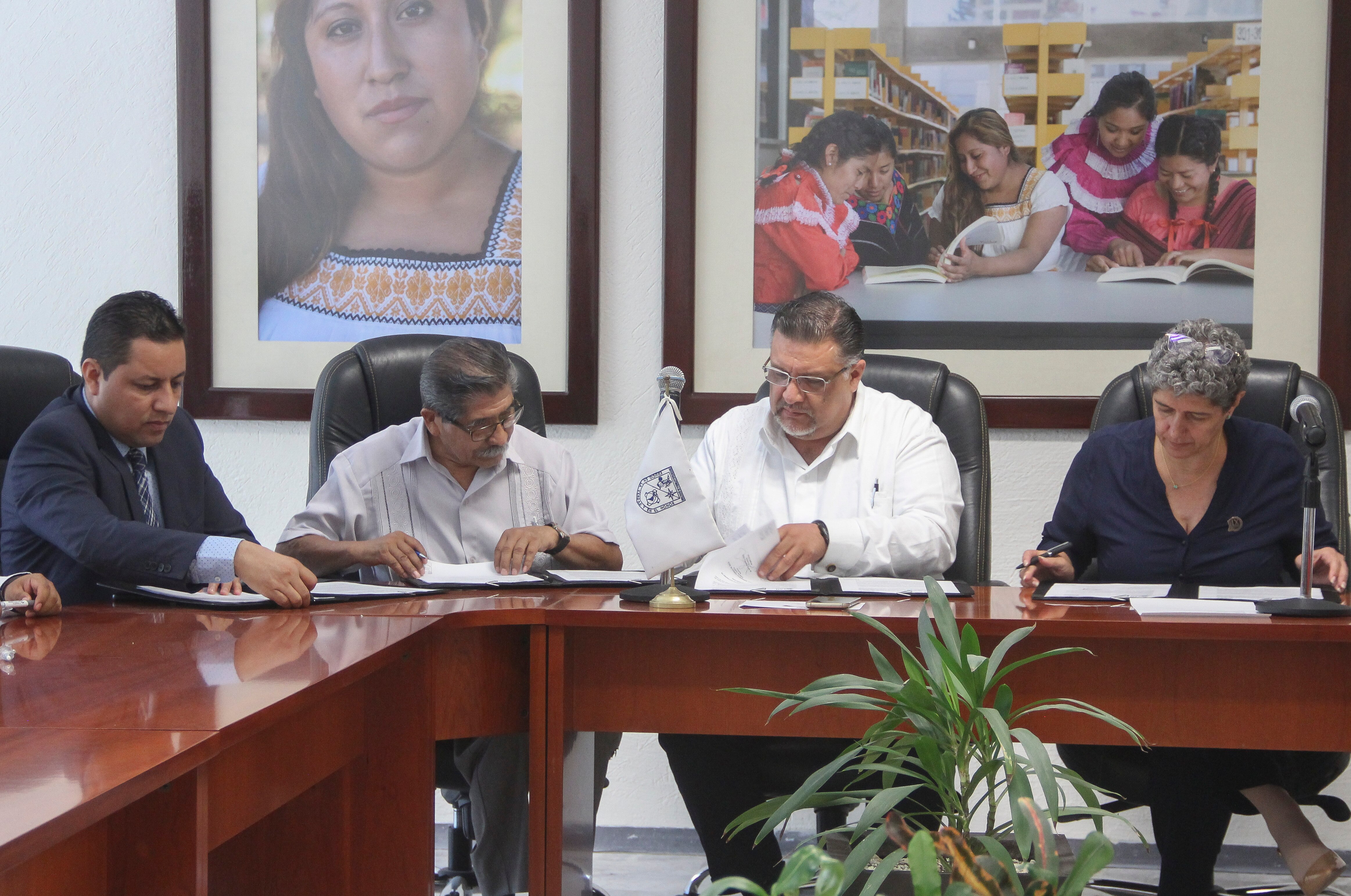 UAQ va por formación en materia agraria