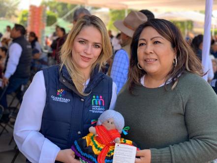 Lupita, la nueva muñeca indígena de Querétaro