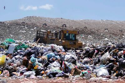 Relleno sanitario en Tequis aún con basura